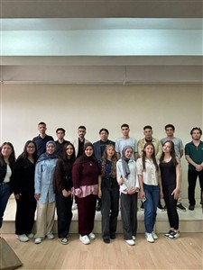Sağlık Yönetimi Kariyer ve Kültür Topluluğu’ndan Kitap ve Satranç Etkinliği